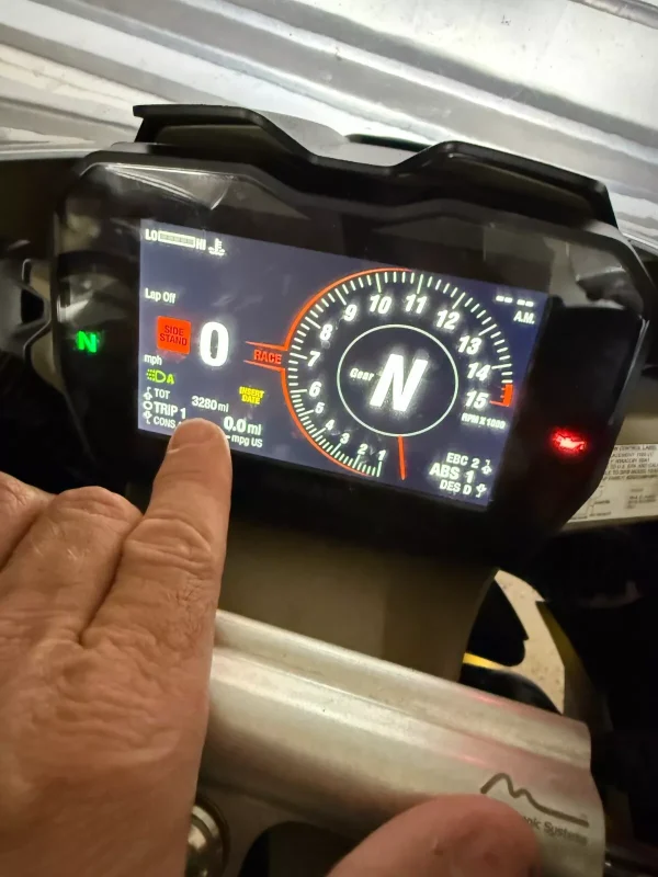 2019 Ducati PANIGALE V4 S 2019 DUCATI PANIGALE V4S CORSE SUPERBIKE SUPERBIKE - Image 22