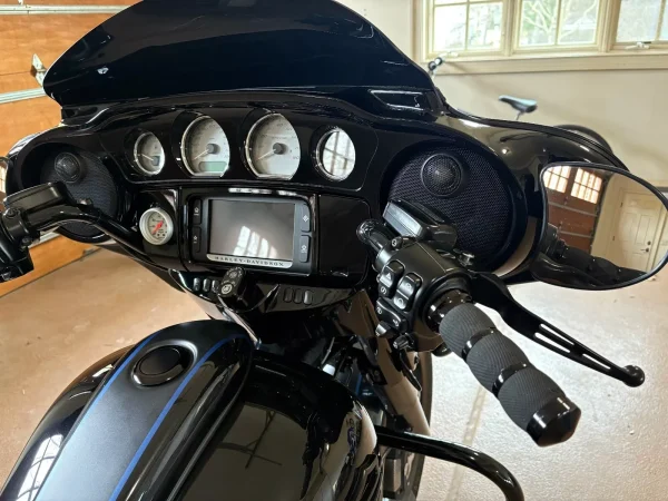 2014 Harley-Davidson Touring Special - Image 20