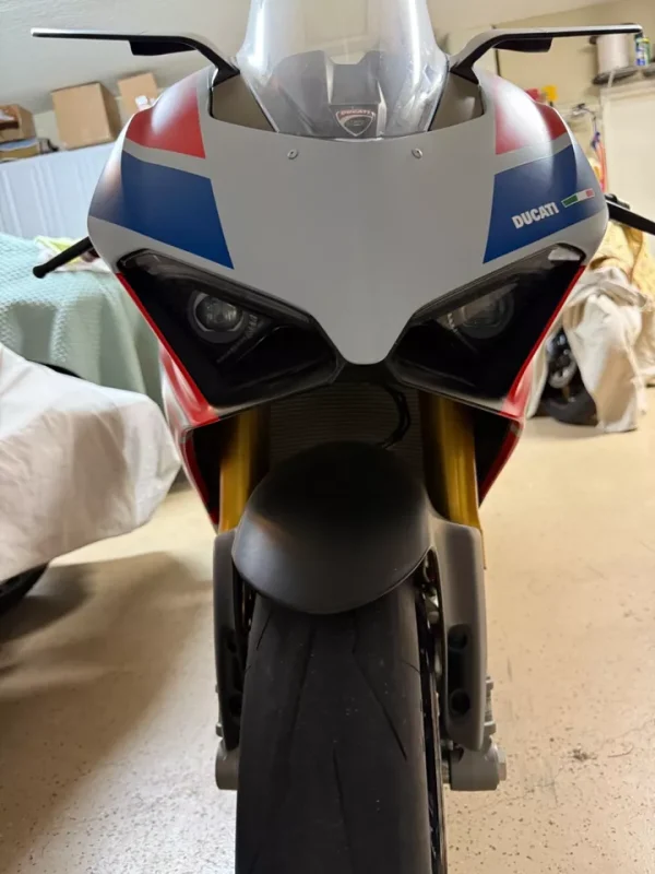2019 Ducati PANIGALE V4 S 2019 DUCATI PANIGALE V4S CORSE SUPERBIKE SUPERBIKE - Image 3